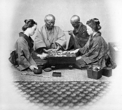 Playing Go by Felice Beato